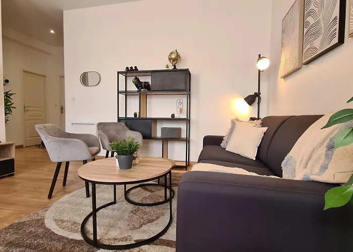 Le Refuge By Easyescale * Romilly-sur-Seine